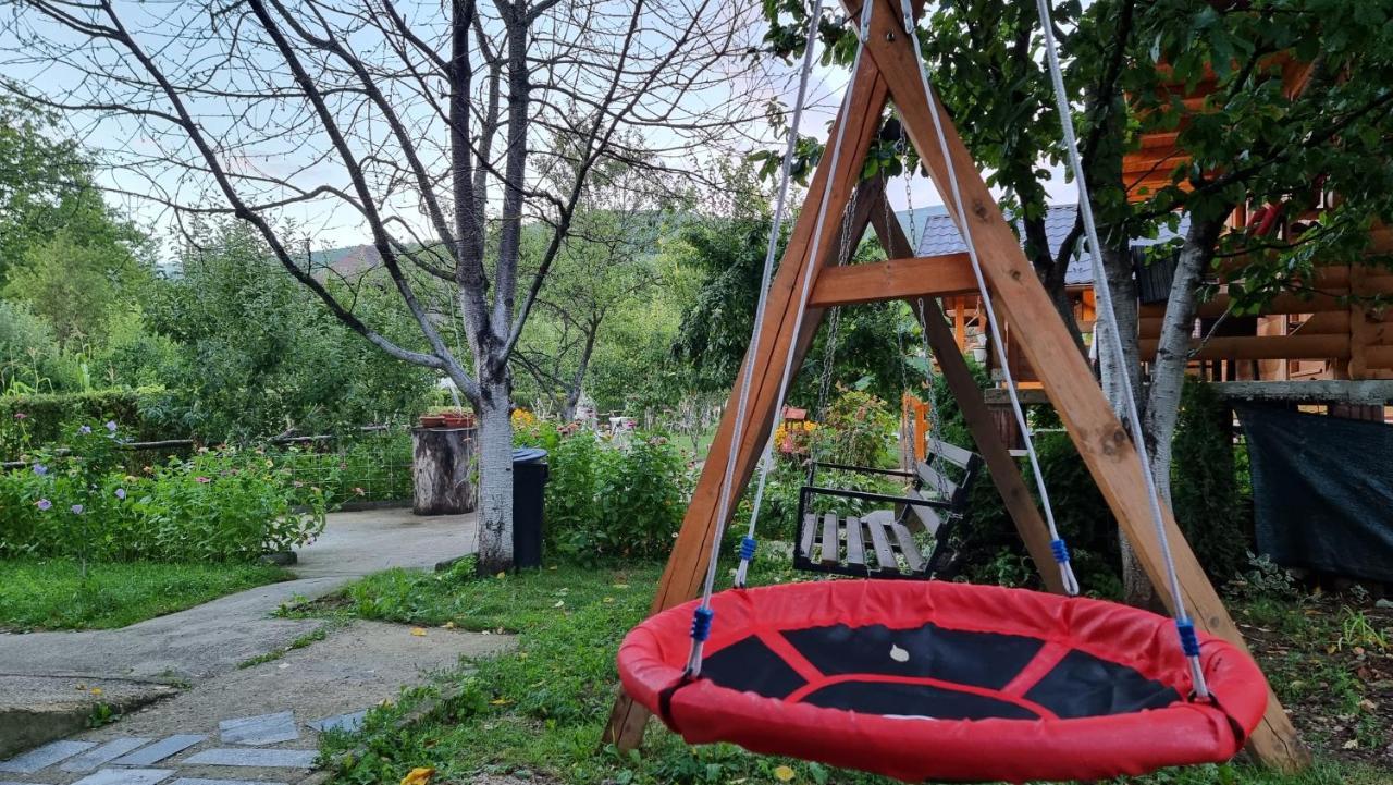 Holiday Home Sajra Kulen Vakuf Luaran gambar
